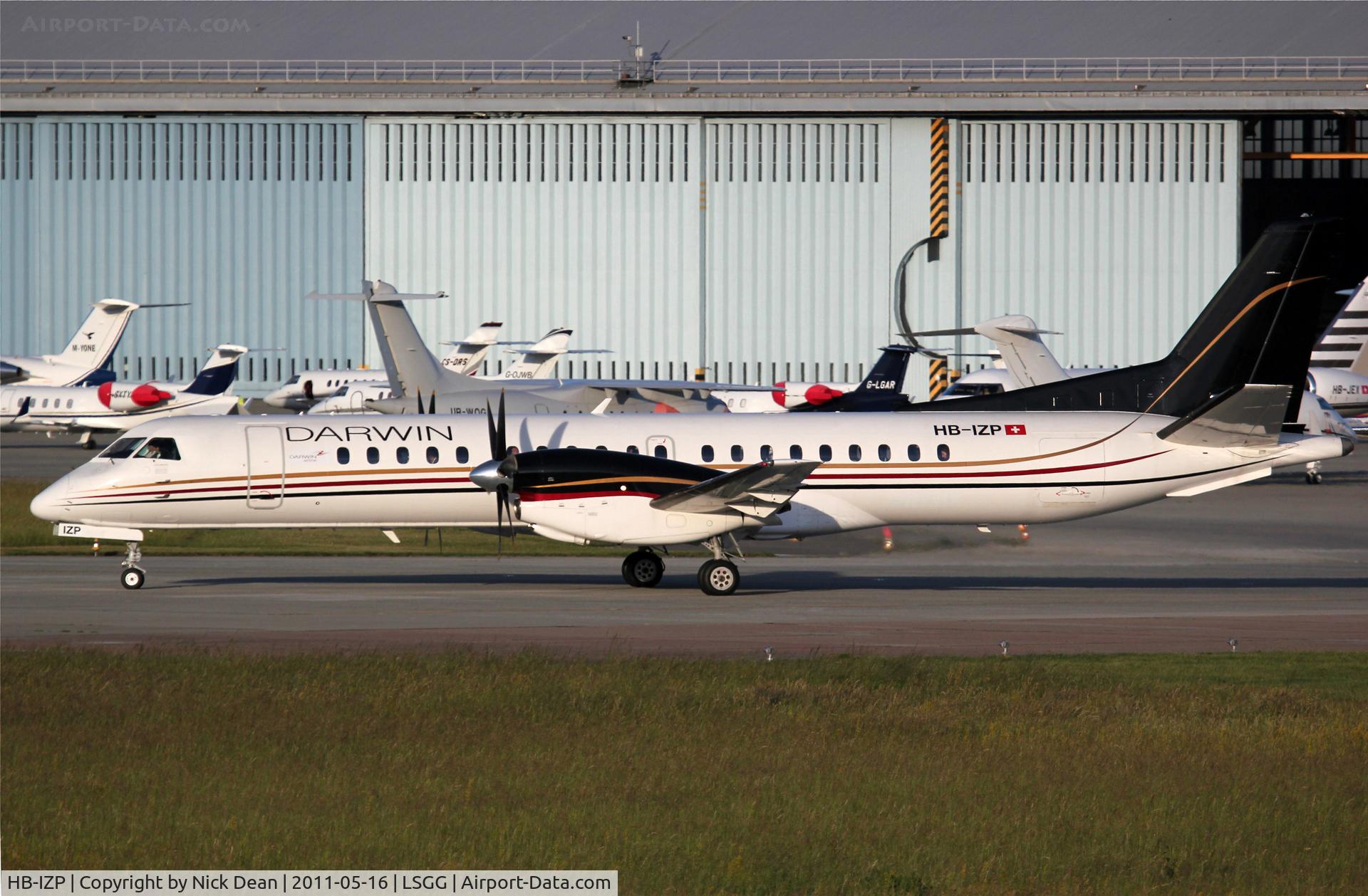 HB-IZP, 1996 Saab 2000 C/N 2000-031, LSGG/GVA
