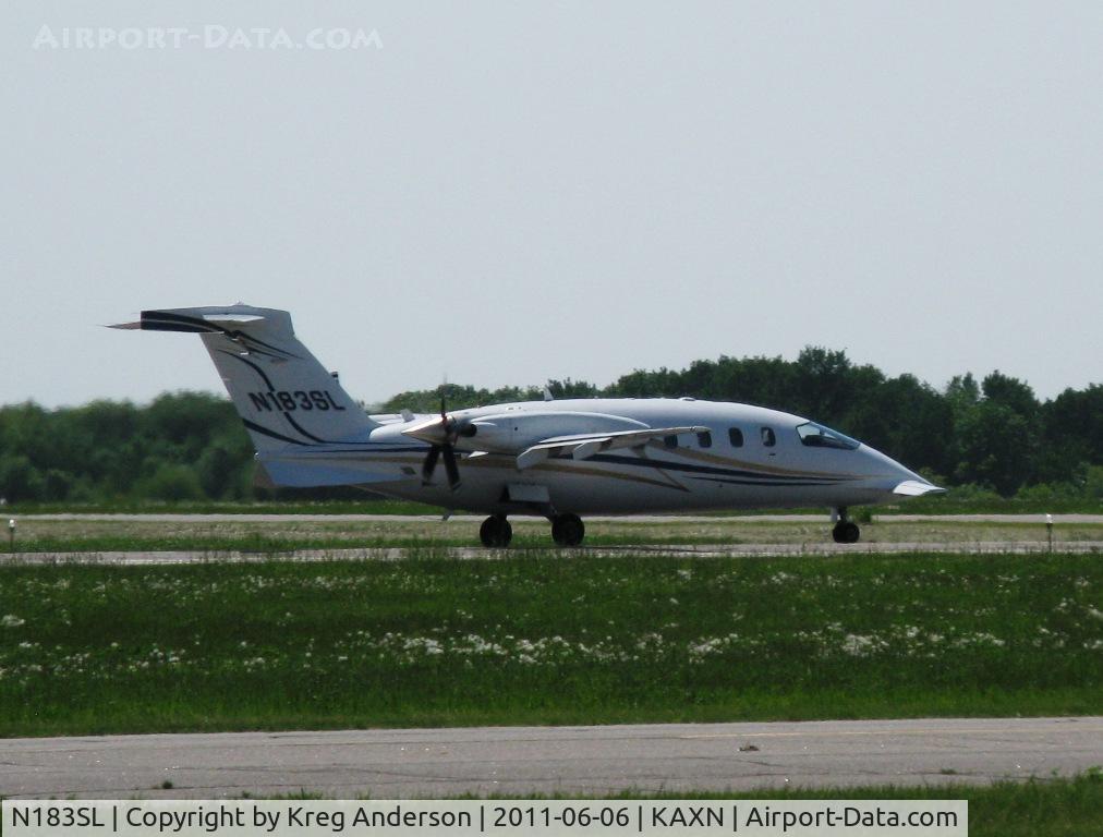 N183SL, 2008 Piaggio P-180 C/N 1171, Piaggio P.180 Avanti departing runway 13.