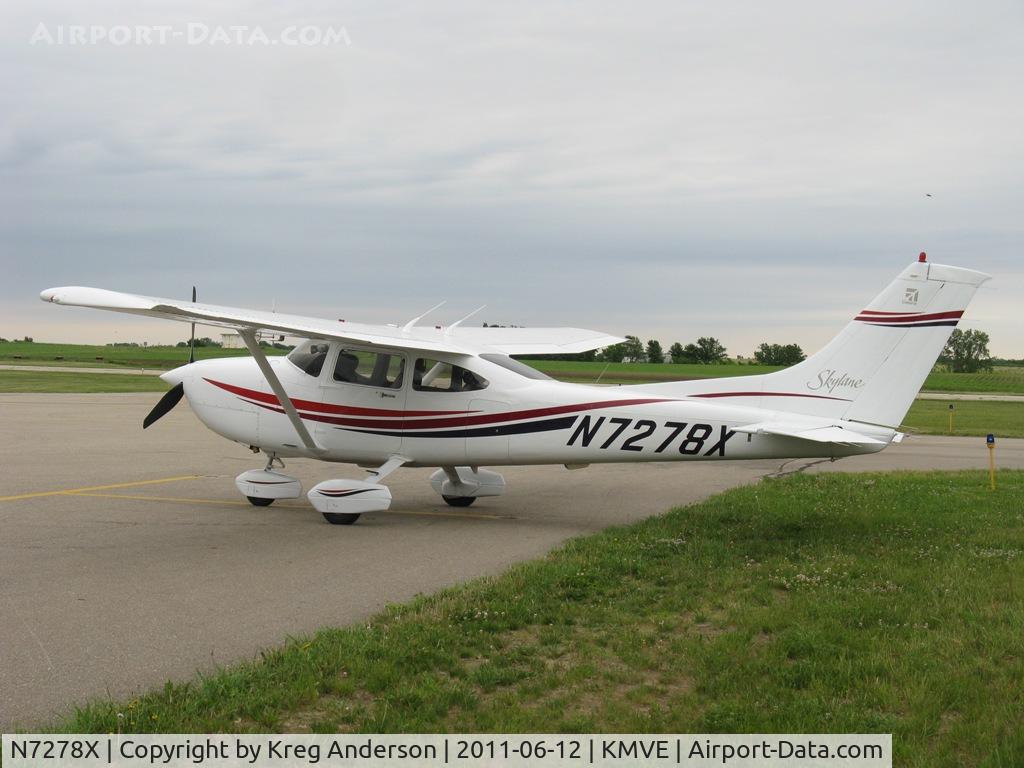 N7278X, 1999 Cessna 182S Skylane C/N 18280510, EAA 688 Fly-in Breakfast 2011