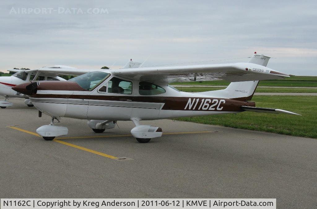 N1162C, 1977 Cessna 177B Cardinal C/N 17702678, EAA 688 Fly-in Breakfast 2011