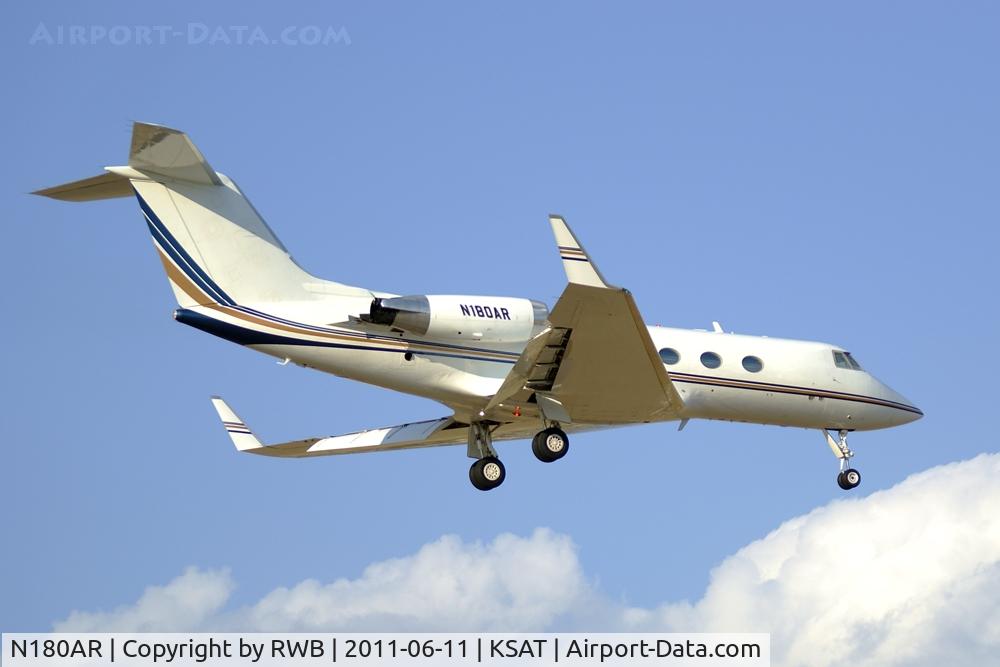 N180AR, 1974 Gulfstream Aerospace G1159B C/N 148, Landing 12R