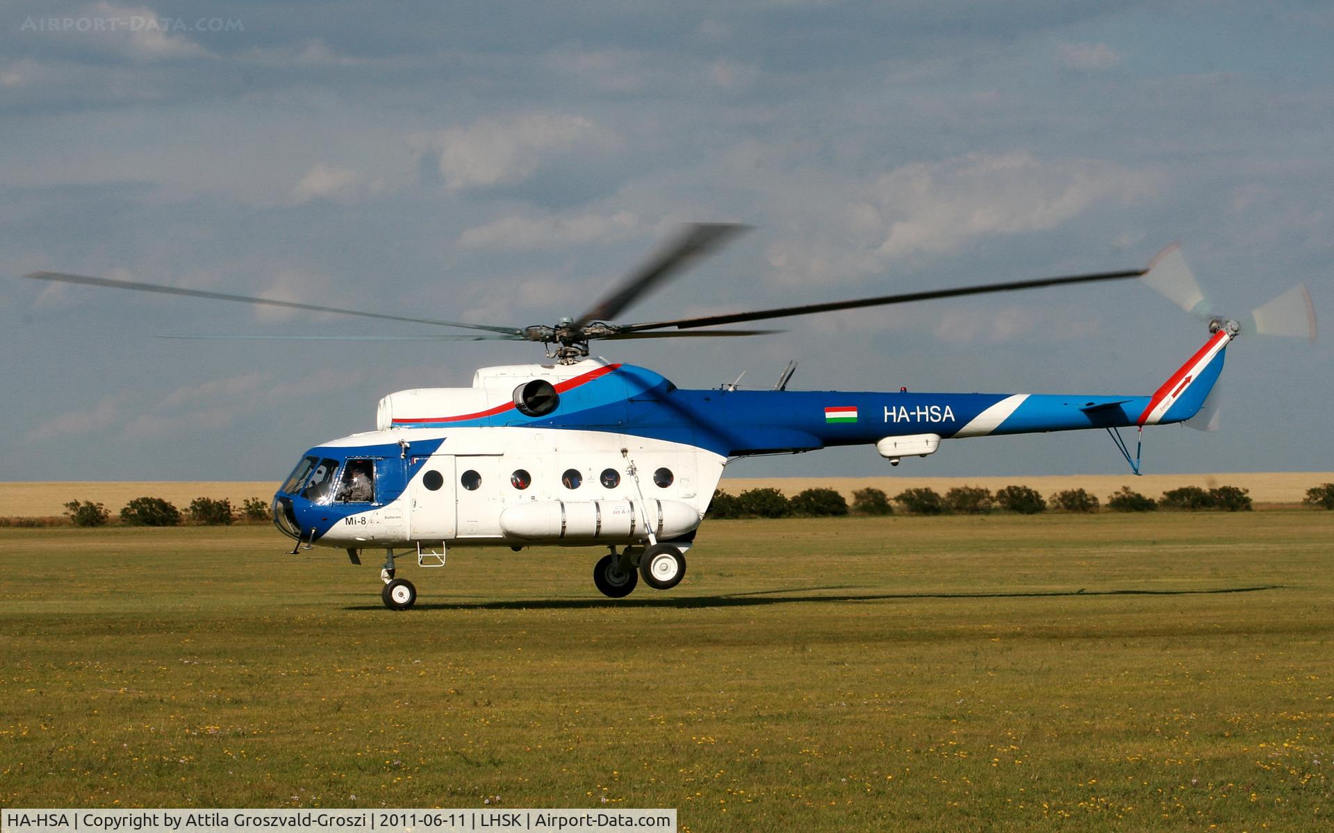 HA-HSA, 1980 Mil Mi-8T C/N 7970, Siofok-Kiliti Airport - Mi-8 Boogie, Sky diving Dropzone