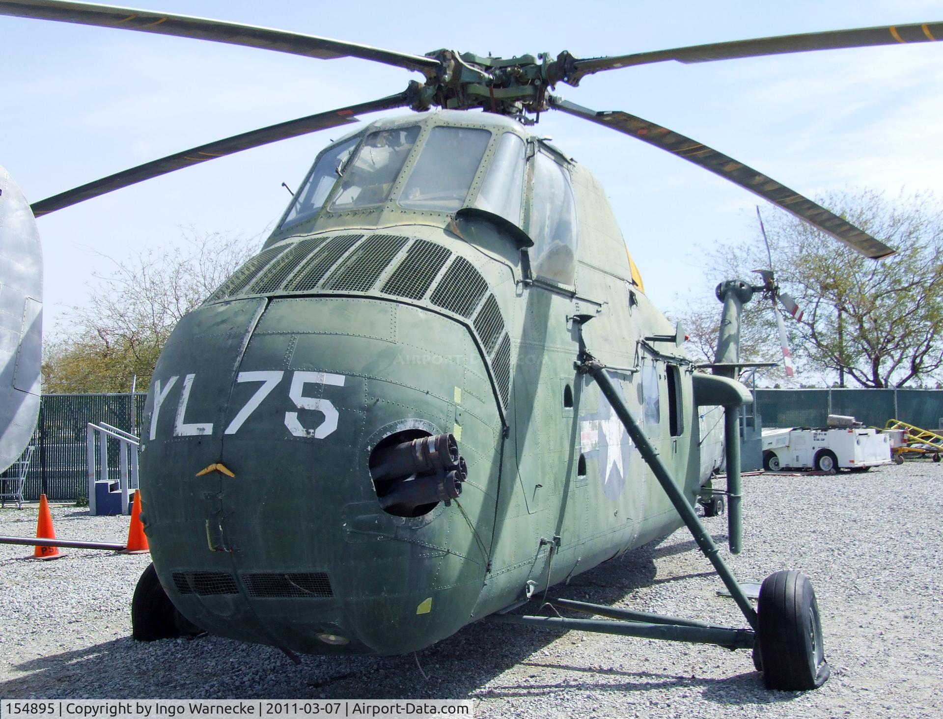 154895, Sikorsky UH-34D Seahorse C/N 58-1805, Sikorsky UH-34D Seahorse at the Palm Springs Air Museum, Palm Springs CA