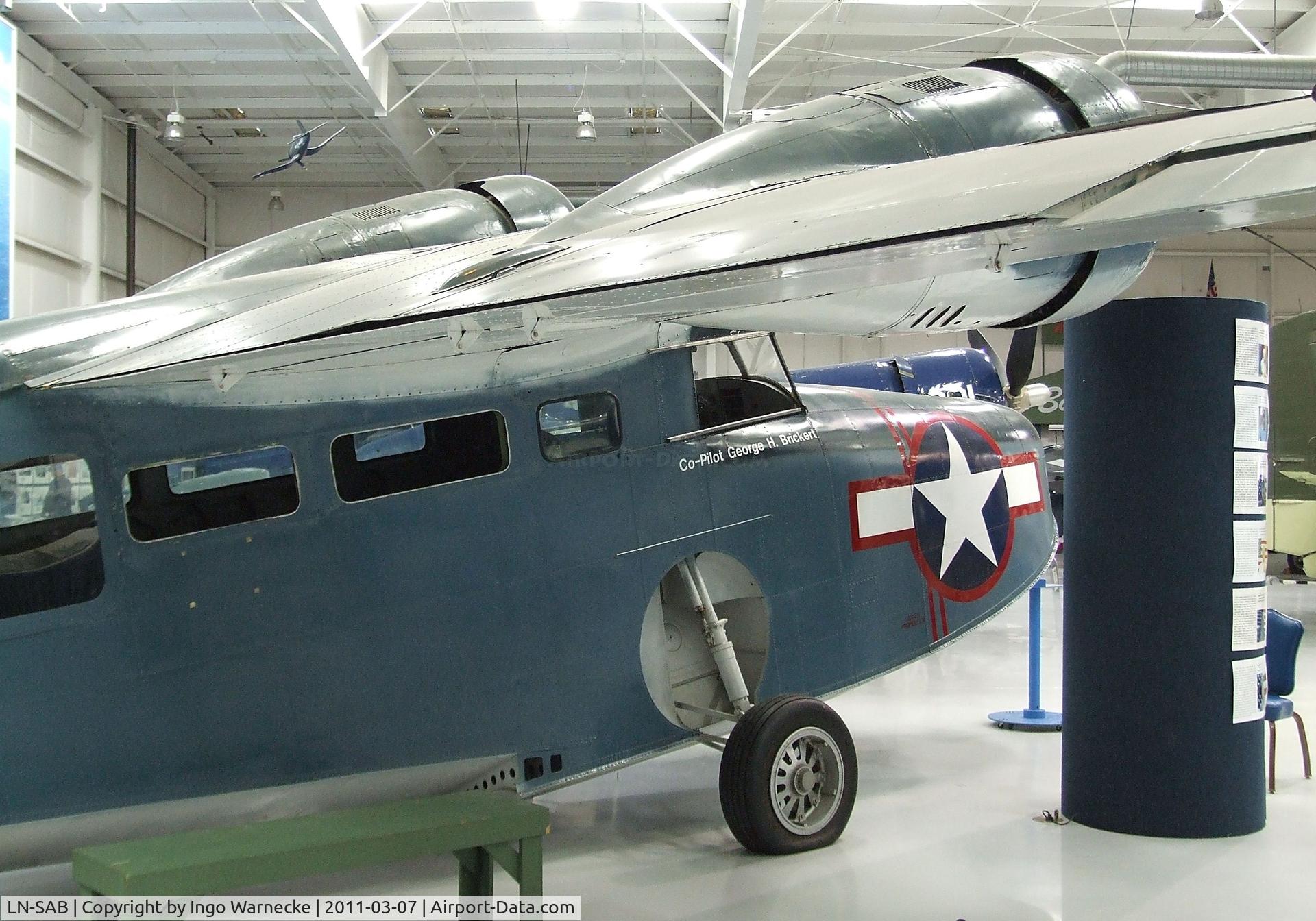 LN-SAB, Grumman JRF-2 Goose C/N 1134, Grumman G-21 (JRF-2) Goose at the Palm Springs Air Museum, Palm Springs CA