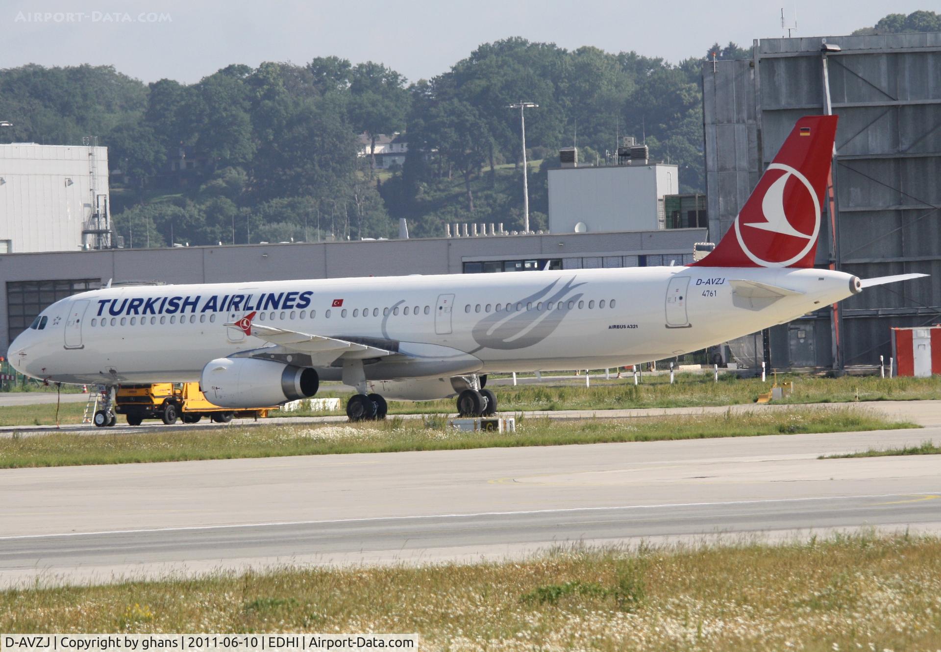 D-AVZJ, 2011 Airbus A321-231 C/N 4761, to become TC-JRS