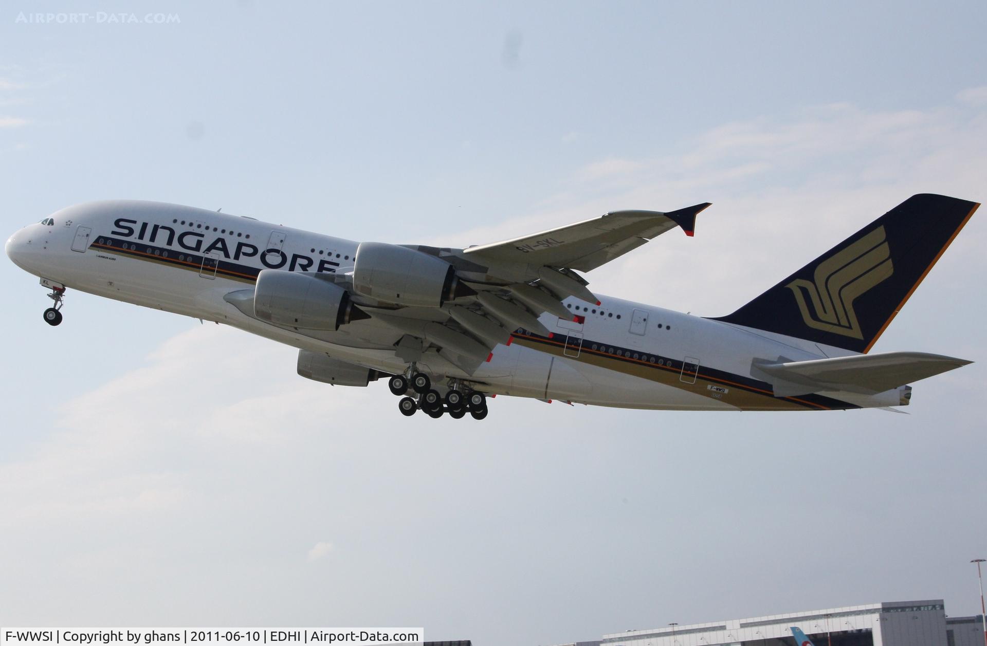 F-WWSI, 2010 Airbus A380-841 C/N 058, to become 9V-SKL