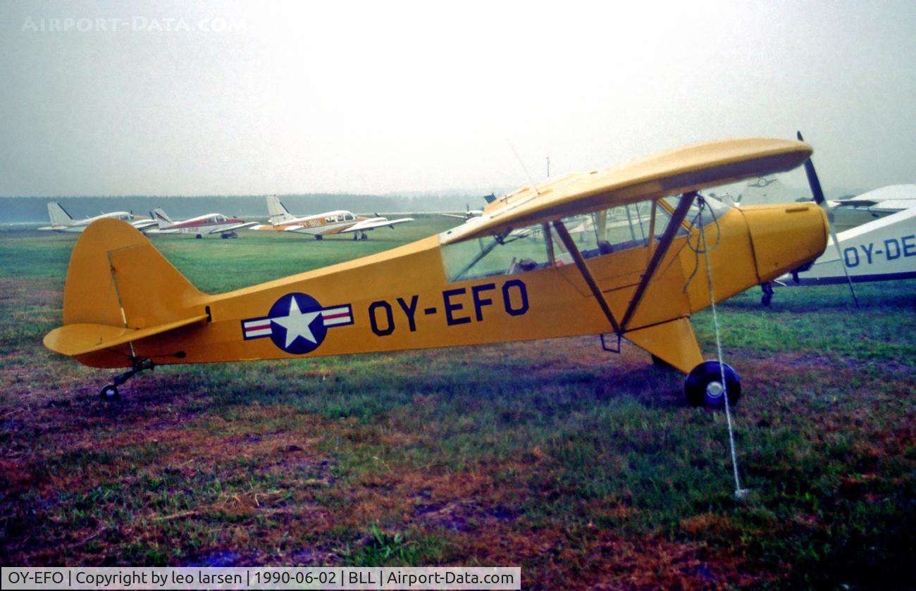 OY-EFO, 1951 Piper PA-18-95 Super Cub C/N 18-1427, 2.6.90 Billund Airport 25th anniversary