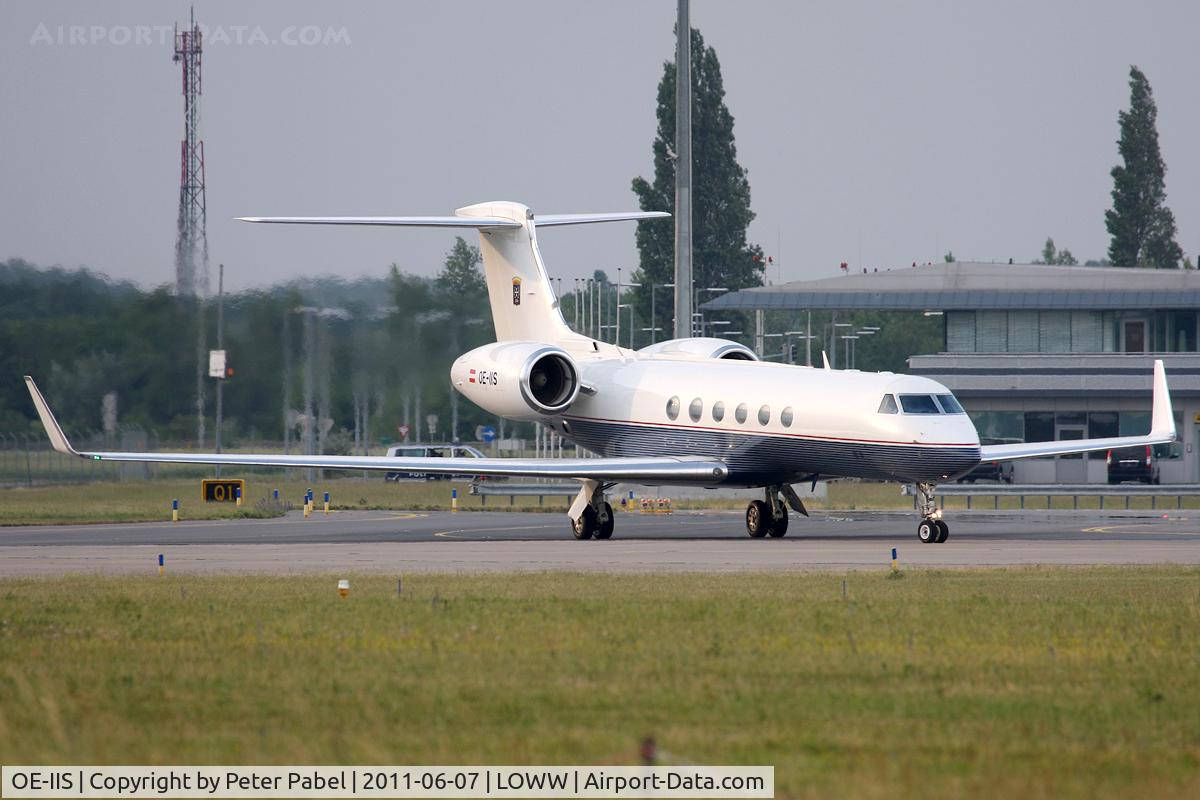 OE-IIS, 1999 Gulfstream Aerospace GV C/N 572, VIE