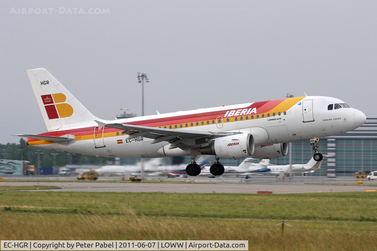 EC-HGR, 1999 Airbus A319-111 C/N 1154, VIE