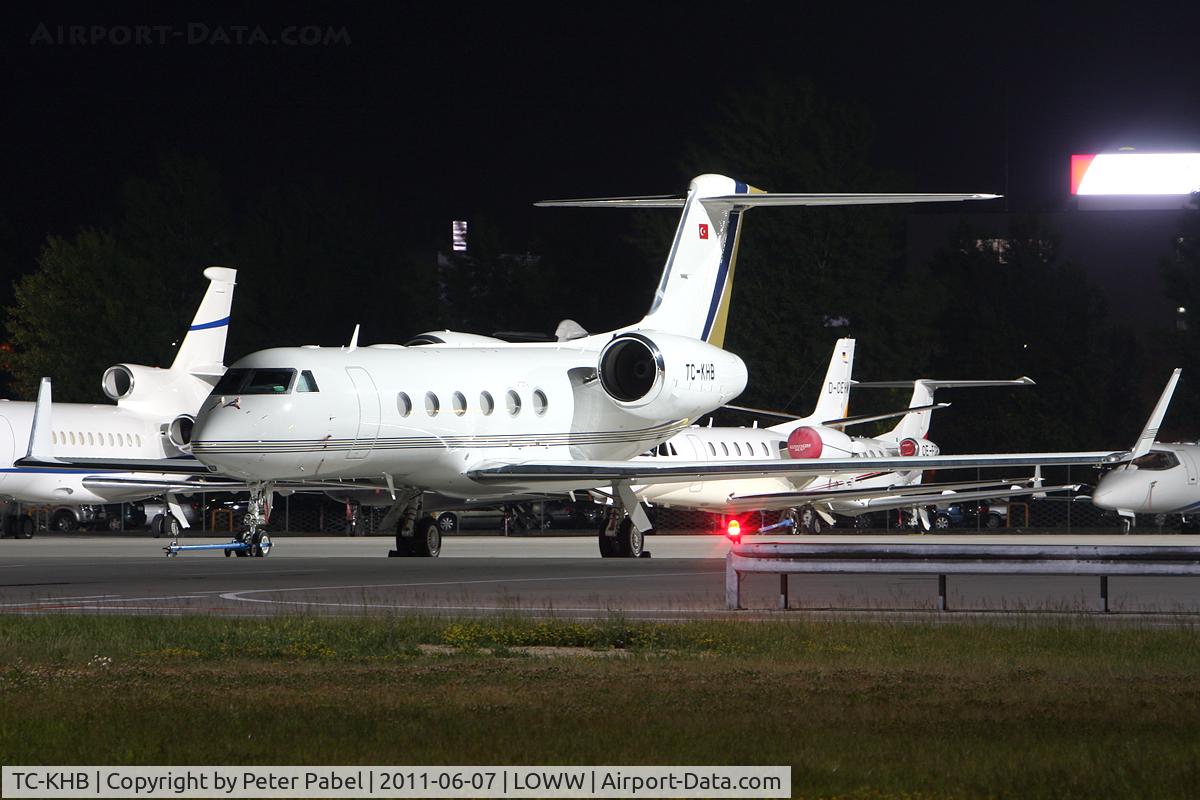 TC-KHB, Gulfstream Aerospace GIV-X (G450) C/N 4175, VIE