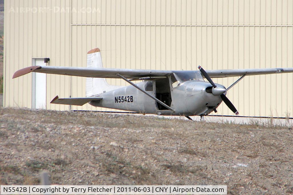 N5542B, 1956 Cessna 182 Skylane C/N 33542, 1956 Cessna 182, c/n: 33542 , at Moab , looking ready for the paintshop ?