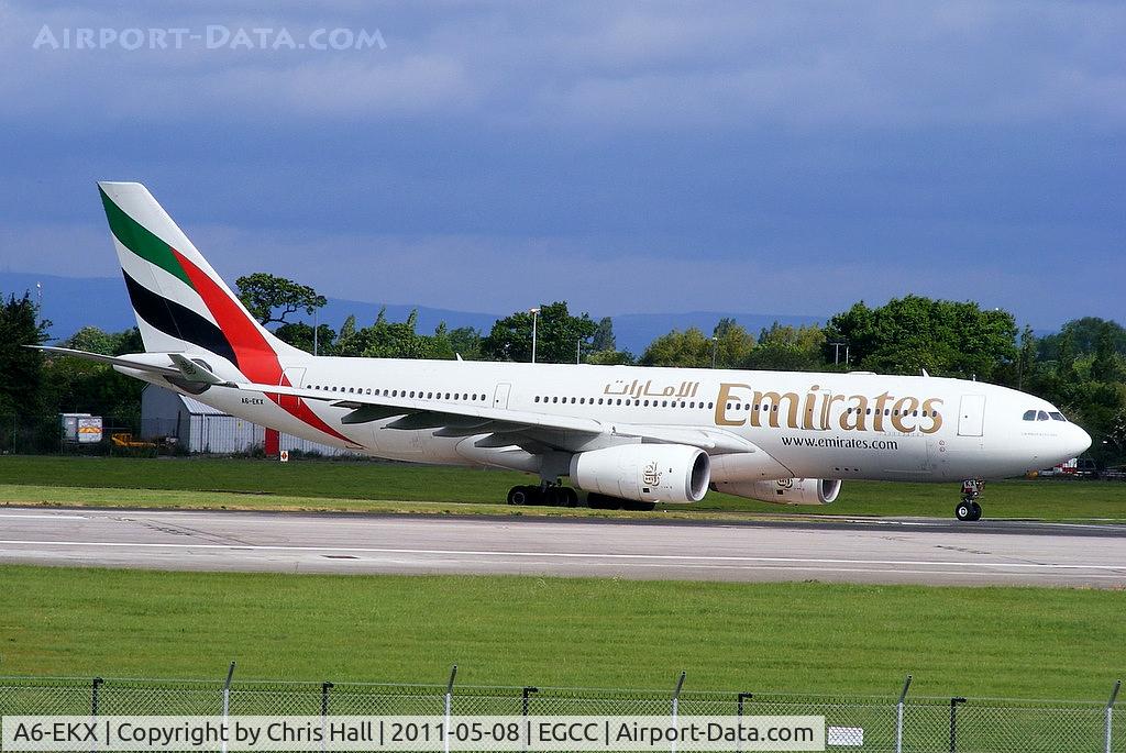A6-EKX, 2000 Airbus A330-243 C/N 326, Emirates