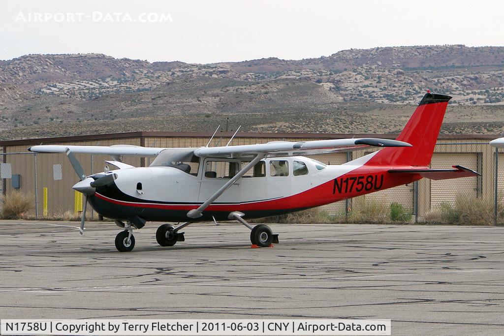 N1758U, 1976 Cessna T207 C/N 20700358, 1976 Cessna T207, c/n: 20700358 at Moab