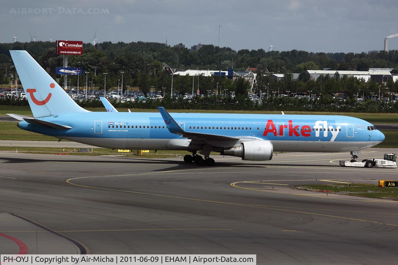 PH-OYJ, 2000 Boeing 767-304 C/N 29384, Arkefly
