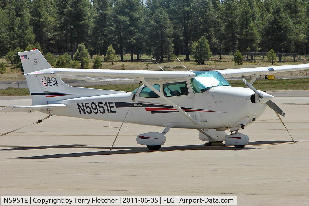 N5951E, 1978 Cessna 172N C/N 17271974, 1978 Cessna 172N, c/n: 17271974 at Flagstaff AZ