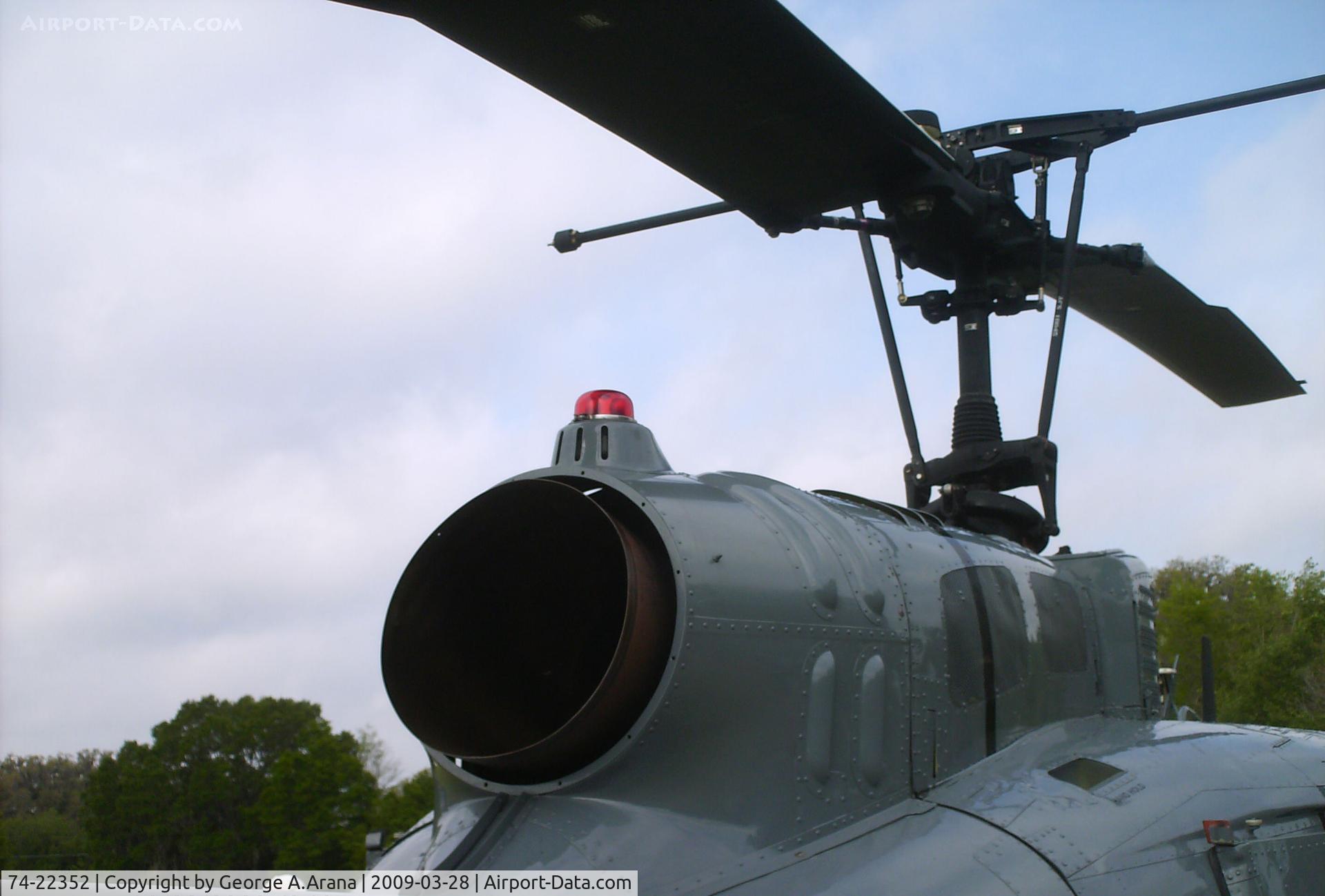 74-22352, 1974 Bell UH-1H Iroquois C/N 13676, Engine exhaust and anti-collision beacon as seen from the rear