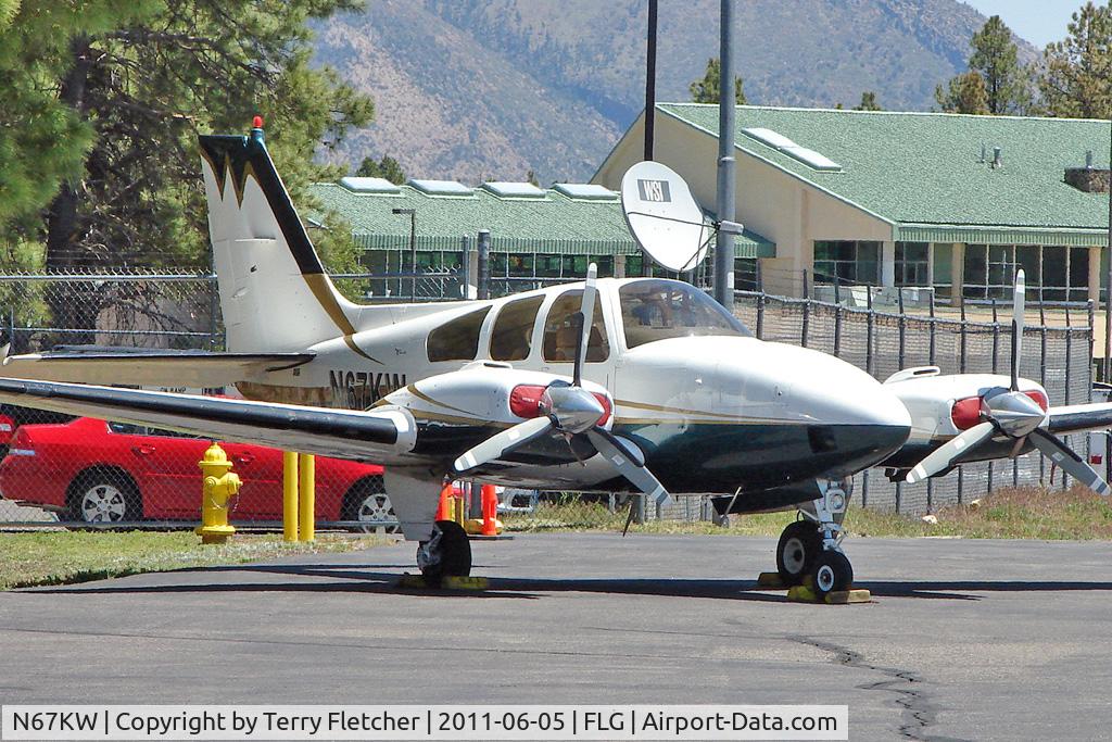N67KW, 1967 Beech D55 Baron C/N TE-462, 1967 Beech D55, c/n: TE-462