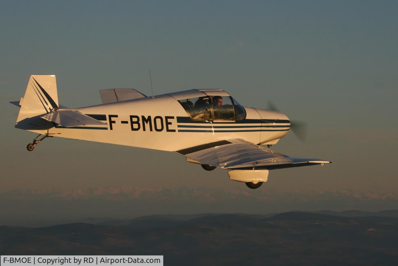 F-BMOE, Jodel D-112A C/N 268, Flying over LFLO at sunset