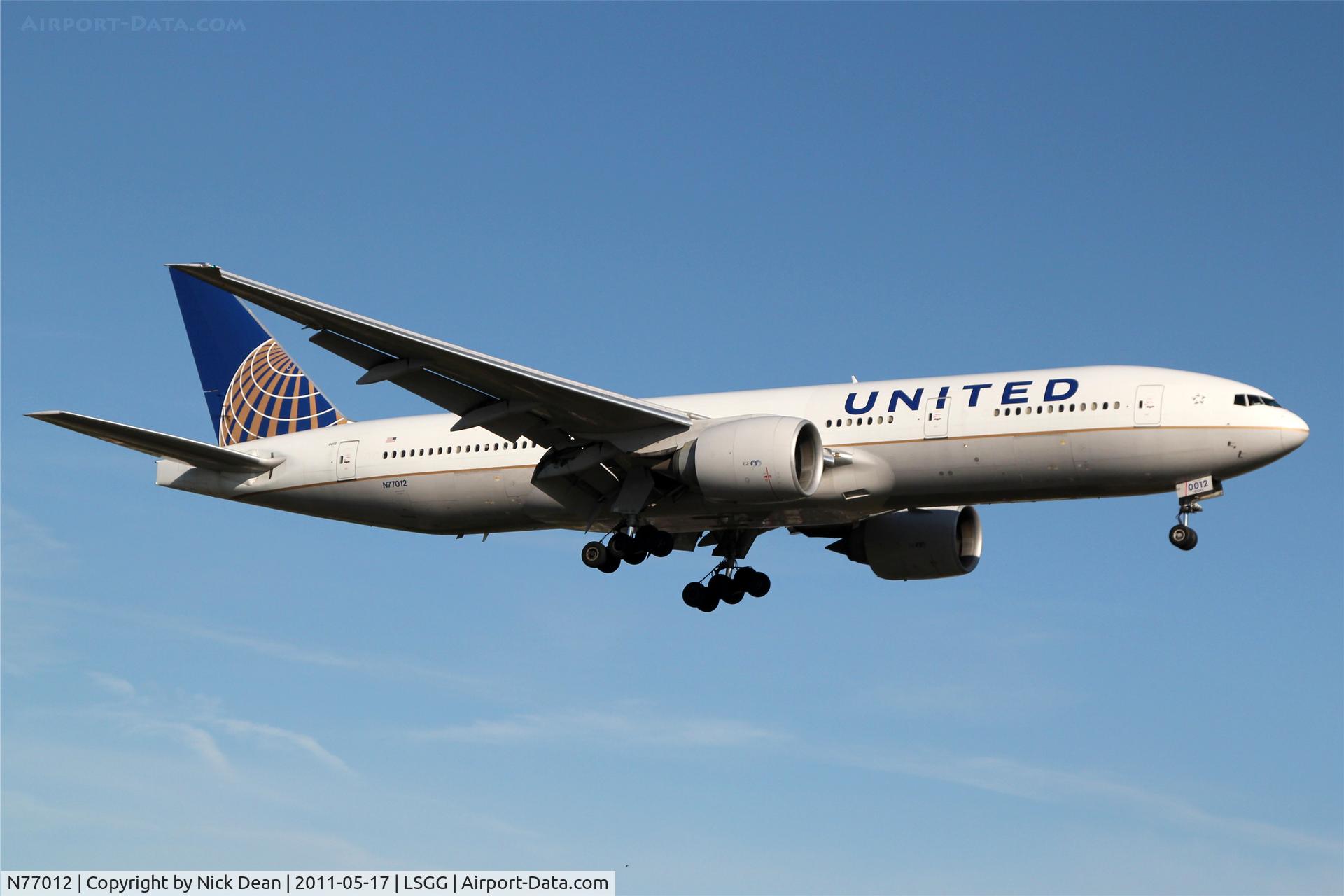 N77012, 1999 Boeing 777-224 C/N 29860, LSGG/GVA