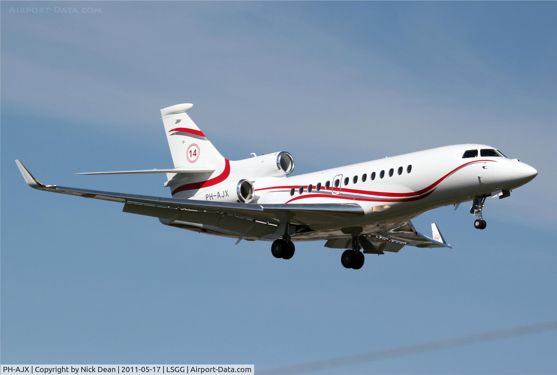 PH-AJX, 2009 Dassault Falcon 7X C/N 102, LSGG/GVA