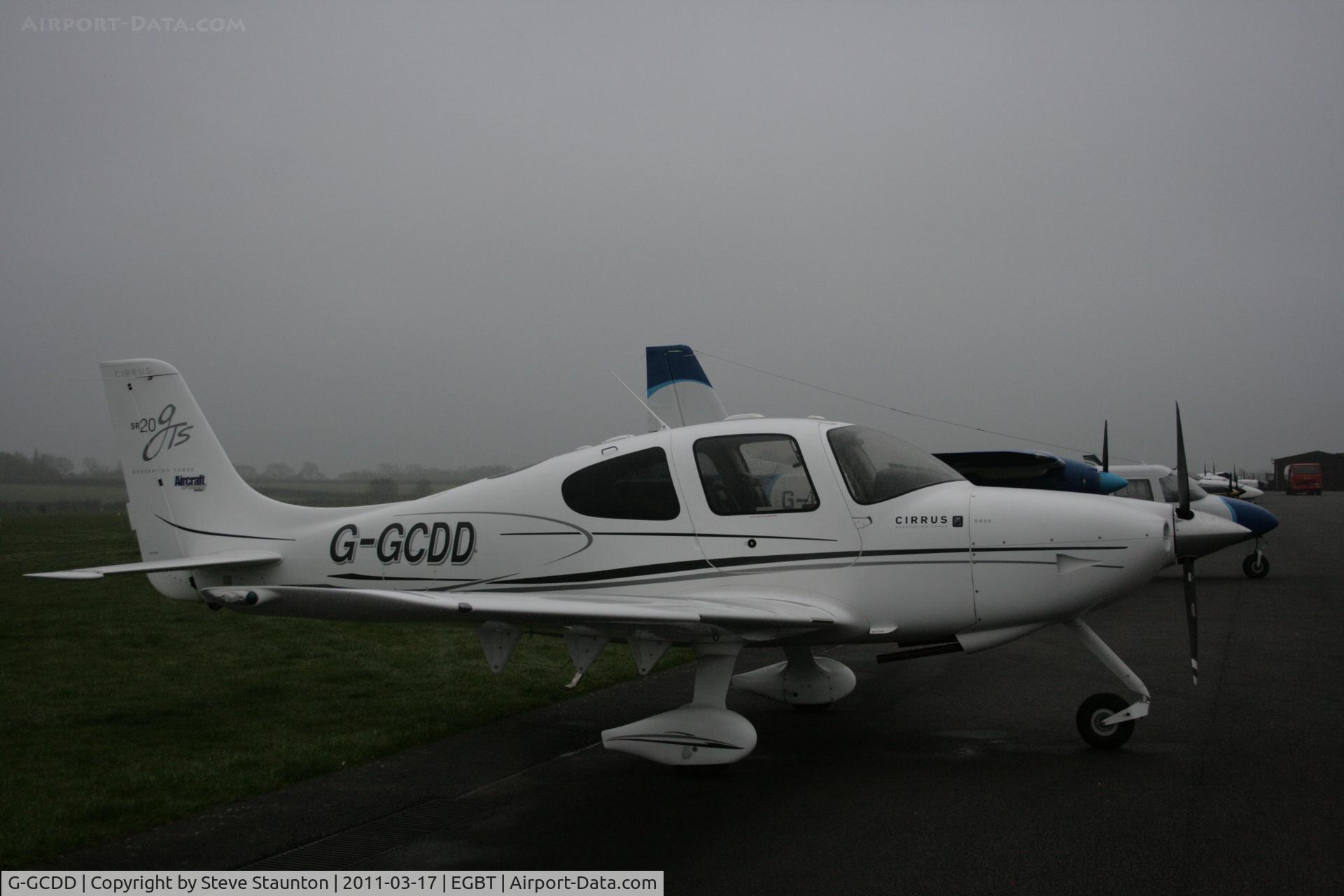 G-GCDD, 2008 Cirrus SR20 GTS G3 C/N 1972, Taken at Turweston Airfield March 2010