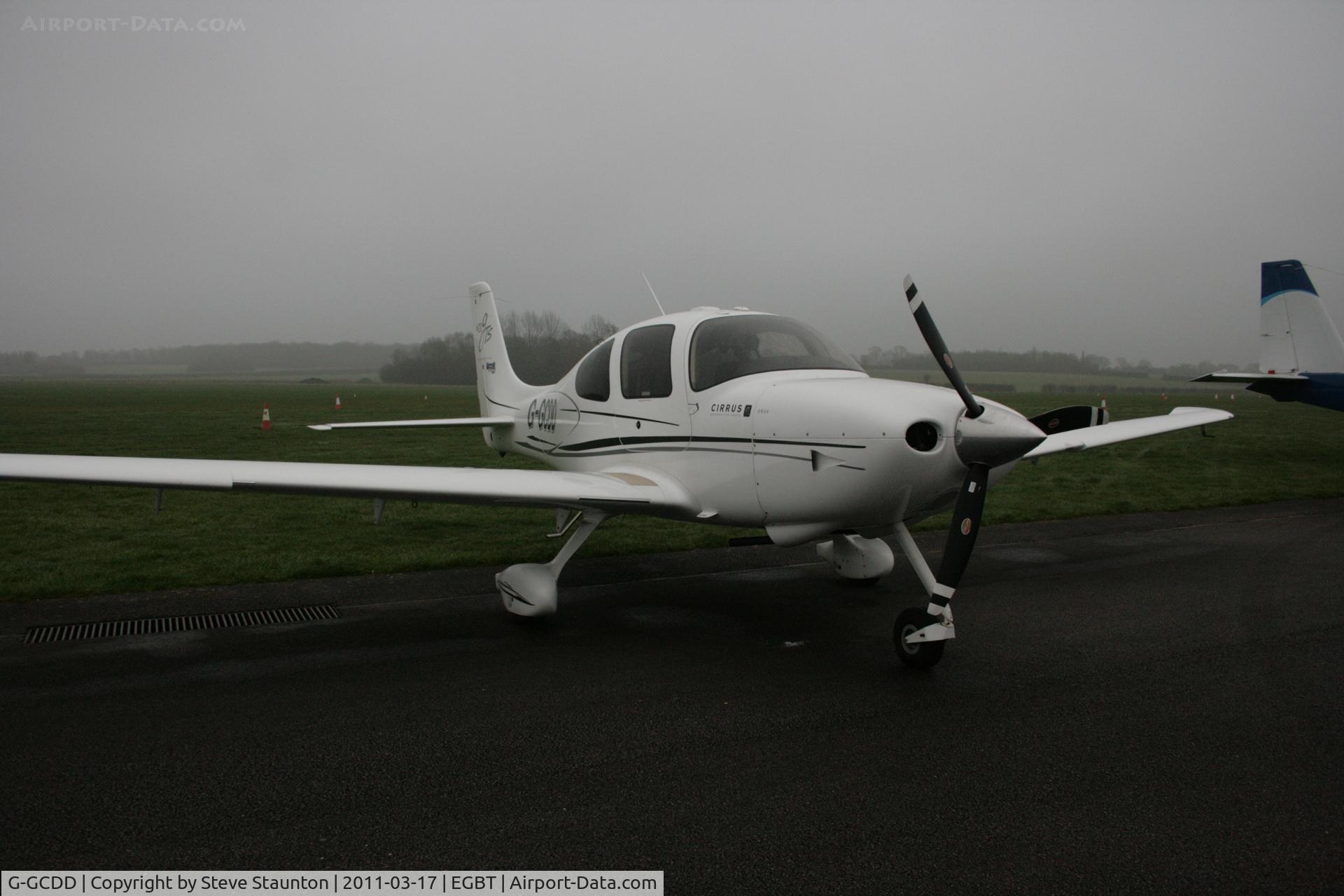 G-GCDD, 2008 Cirrus SR20 GTS G3 C/N 1972, Taken at Turweston Airfield March 2010