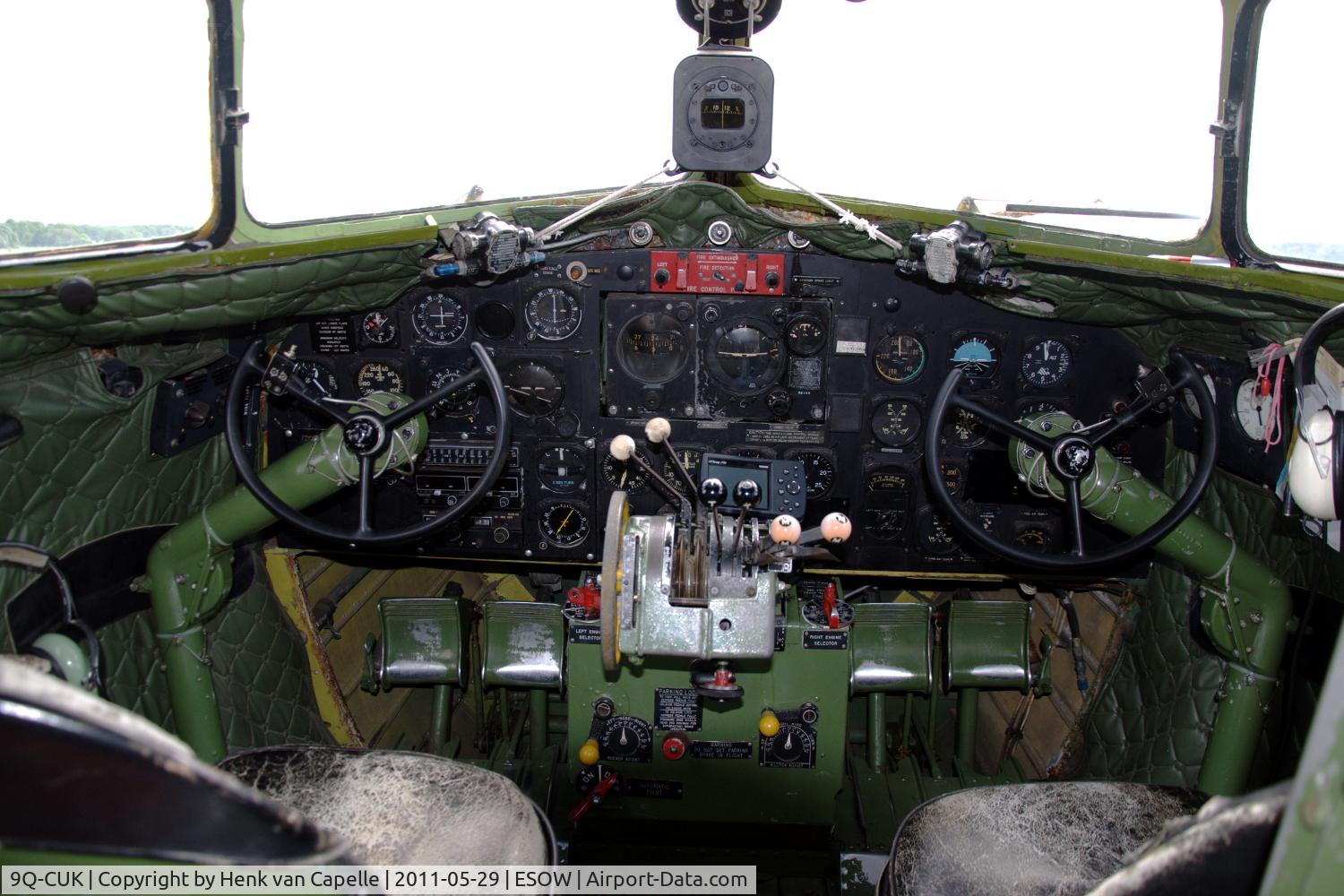 9Q-CUK, 1945 Douglas C-47B Skytrain C/N 16697, The cockpit of Dakota 9Q-CUK., old-fashioned but including GPS.