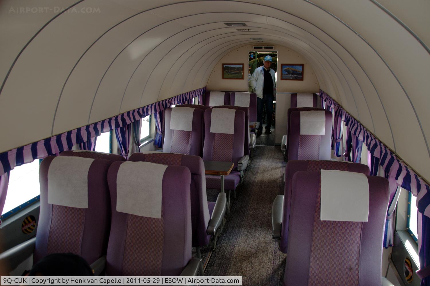 9Q-CUK, 1945 Douglas C-47B Skytrain C/N 16697, The cabin of Dakota 9Q-CUK, quite styleful!