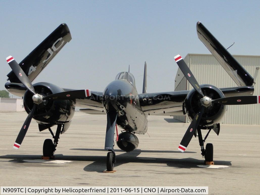 N909TC, 1945 Grumman F7F-3P Tigercat C/N 80425, Parked with wings up
