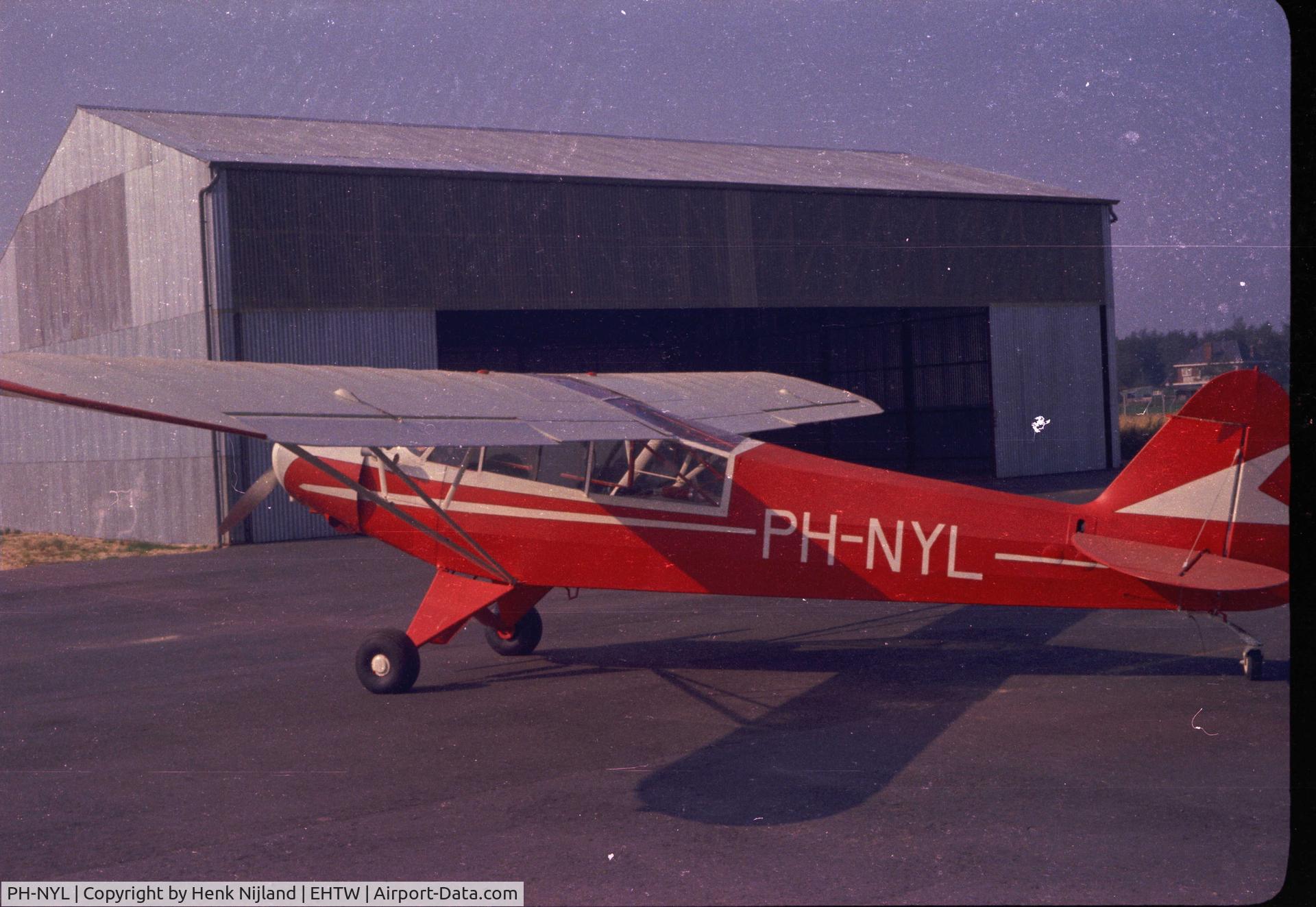 PH-NYL, 1952 Piper L-21B Super Cub C/N 18-2549, Twente airport