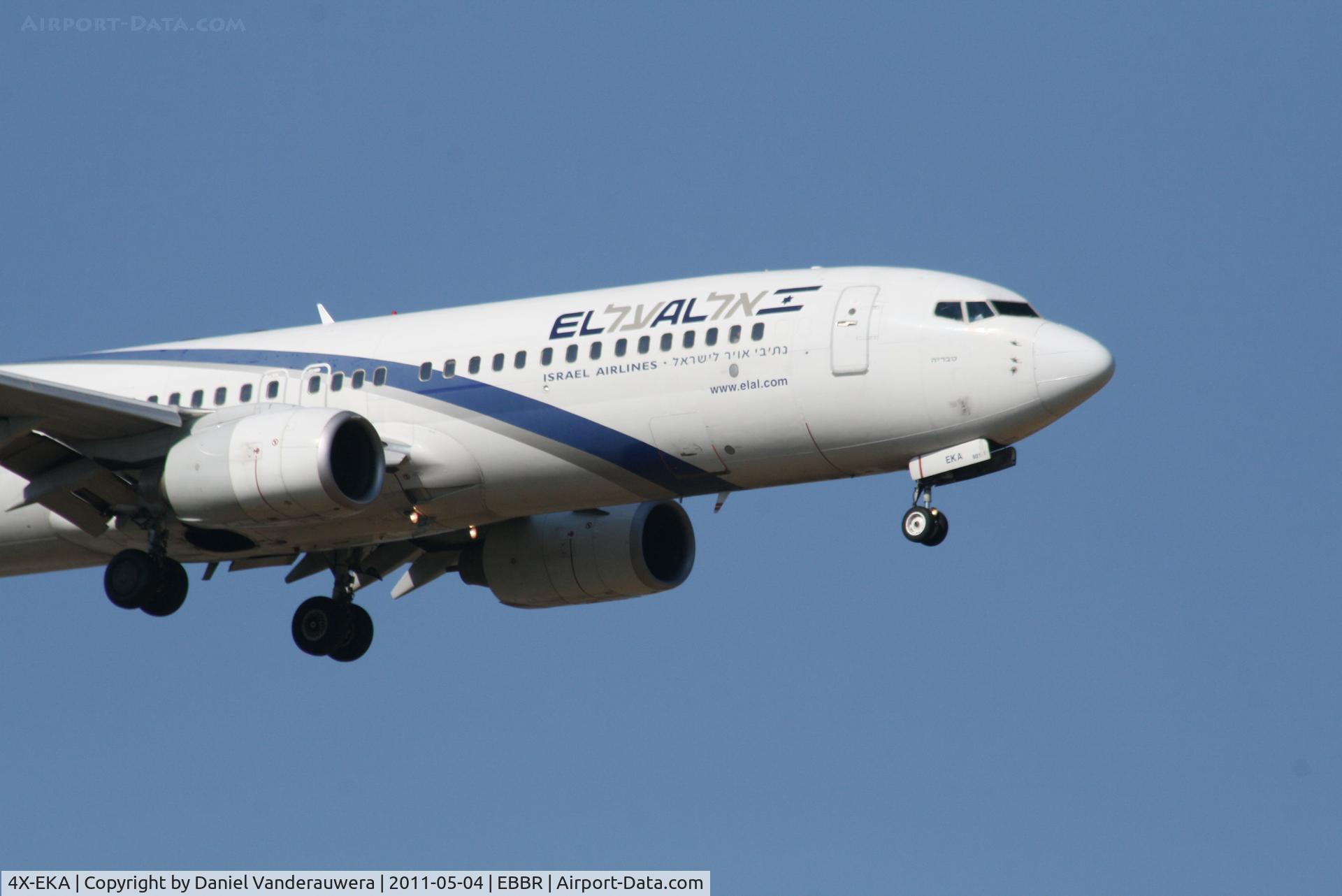 4X-EKA, 1999 Boeing 737-858 C/N 29957, Arrival of flight LY331 to RWY 02