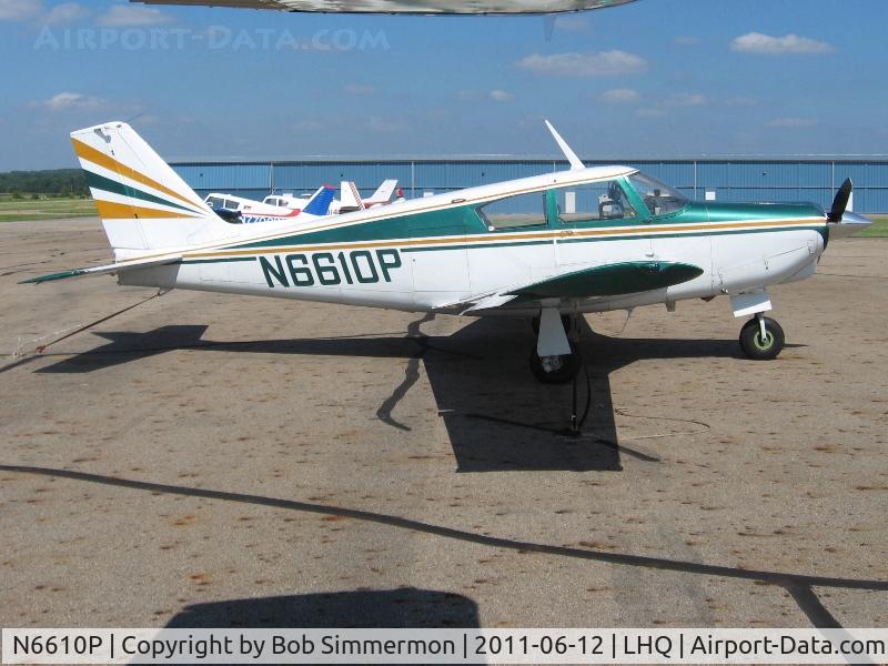 N6610P, 1960 Piper PA-24-180 Comanche C/N 24-1731, On the ramp at Lancaster, Ohio