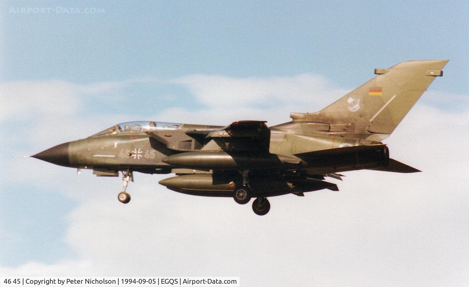 46 45, Panavia Tornado ECR C/N 873/GS278/4345, Tornado ECR, callsign Mission 3247 Alpha, of JBG-32 on final approach to Runway 23 at RAF Lossiemouth in September 1994.