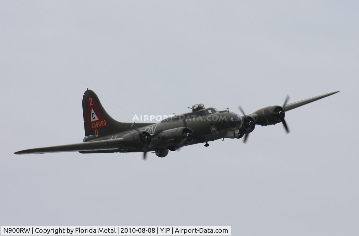 N900RW, 1944 Boeing B-17G Flying Fortress C/N 8627, Thunderbird