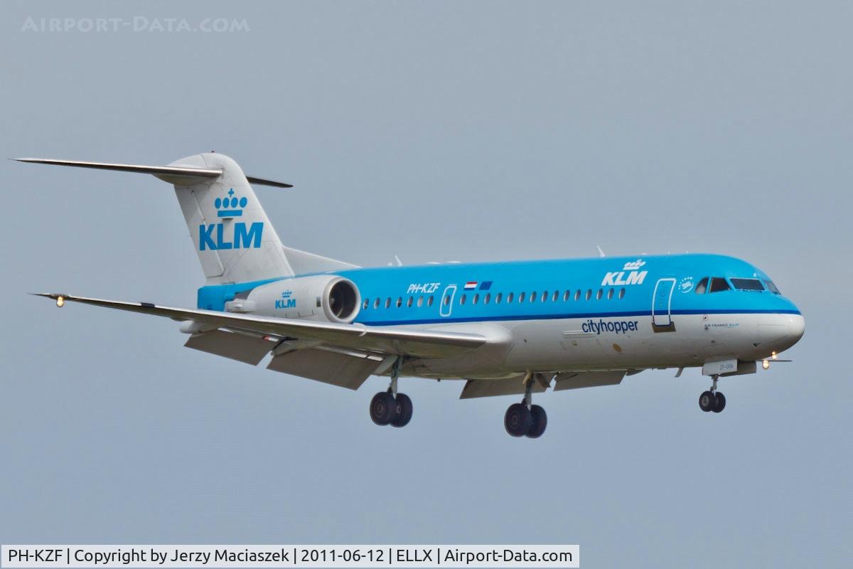 PH-KZF, 1996 Fokker 70 (F-28-0070) C/N 11577, PH-KZF