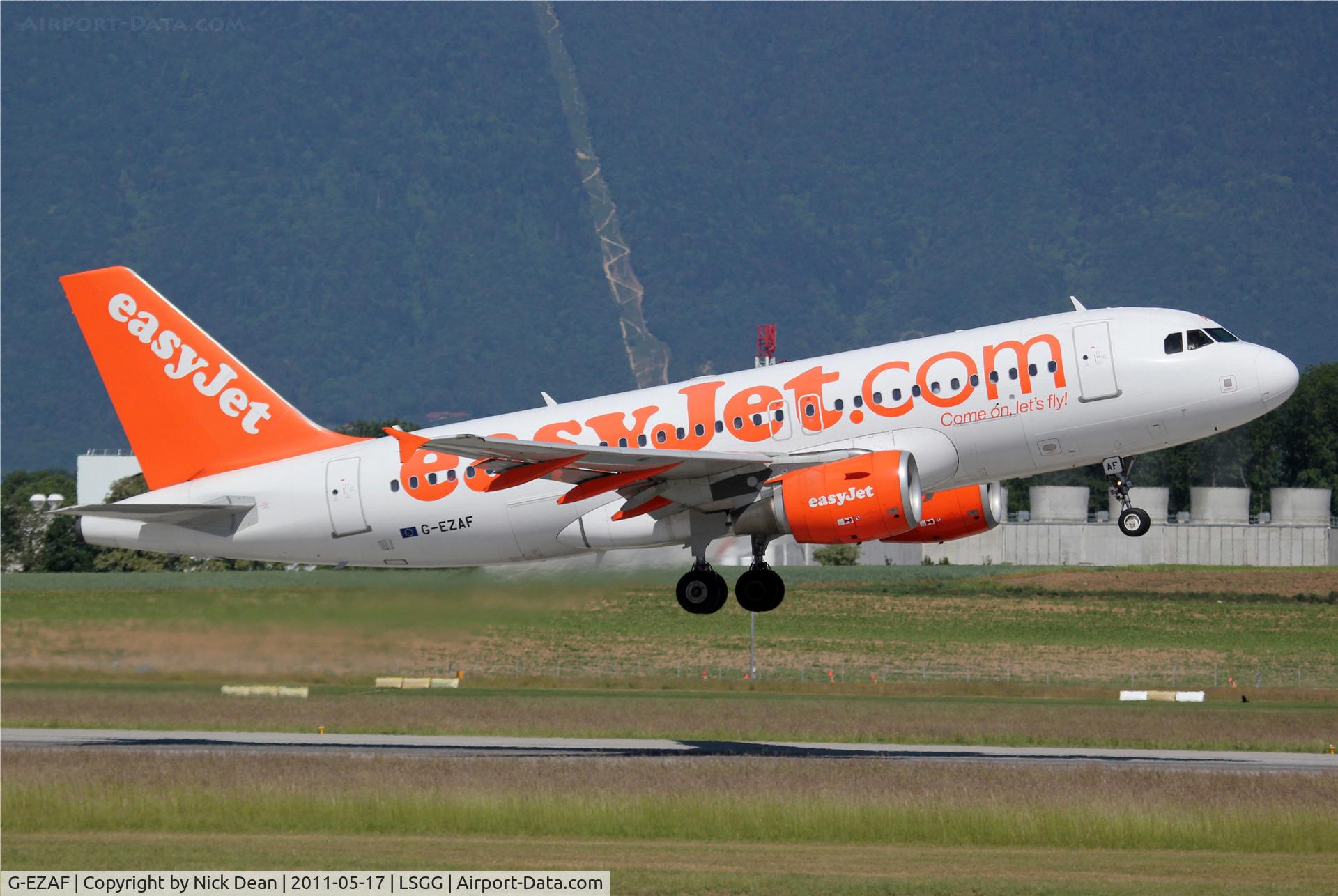 G-EZAF, 2006 Airbus A319-111 C/N 2715, LSGG/GVA