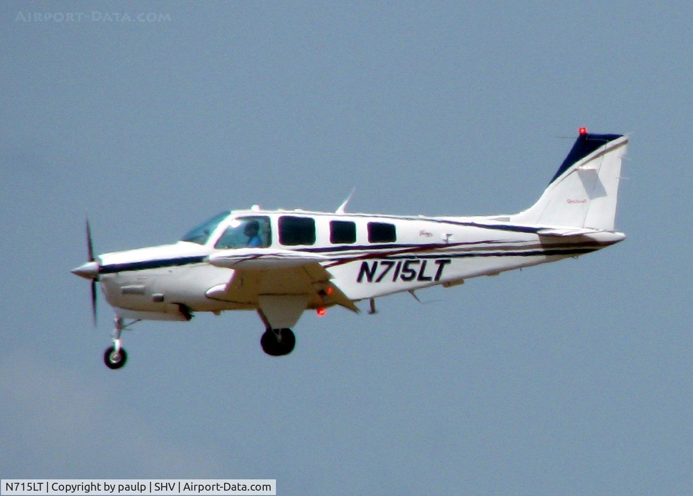 N715LT, 1998 Raytheon Aircraft Company A36 Bonanza C/N E-3205, Landing at Shreveport Regional.