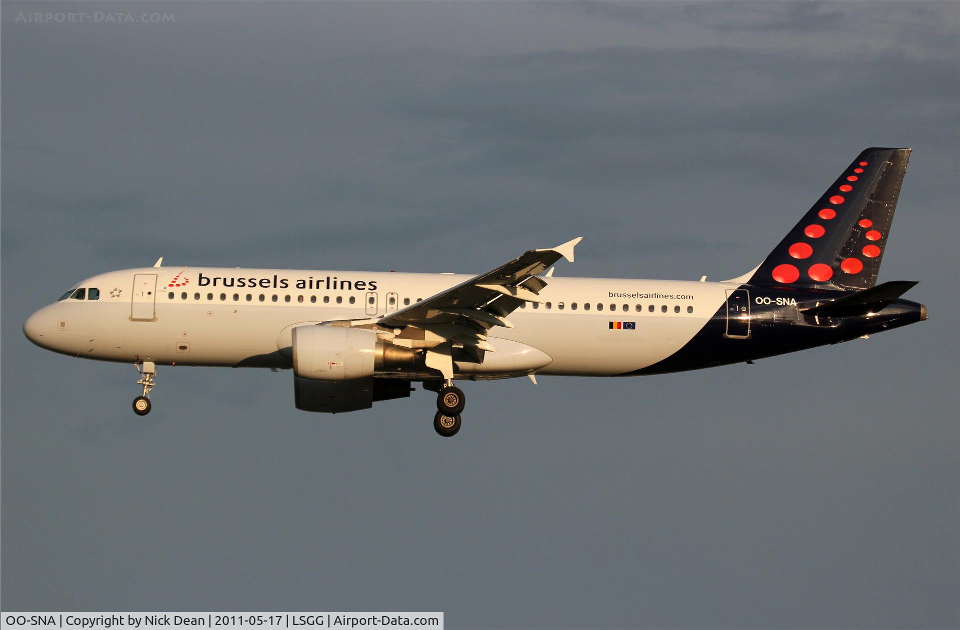 OO-SNA, 2001 Airbus A320-214 C/N 1441, LSGG/GVA