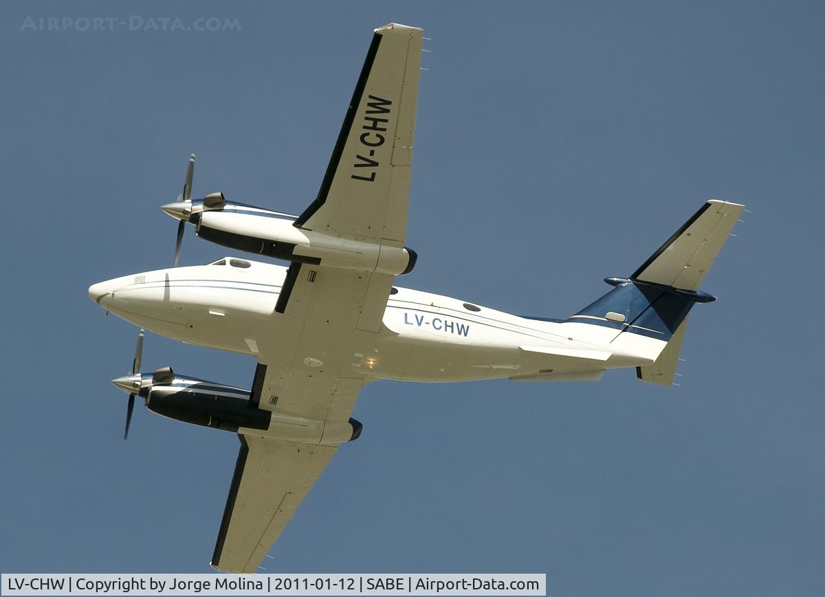 LV-CHW, Beechcraft 200GT King Air C/N BY-58, Climbing after take off RWY 13.