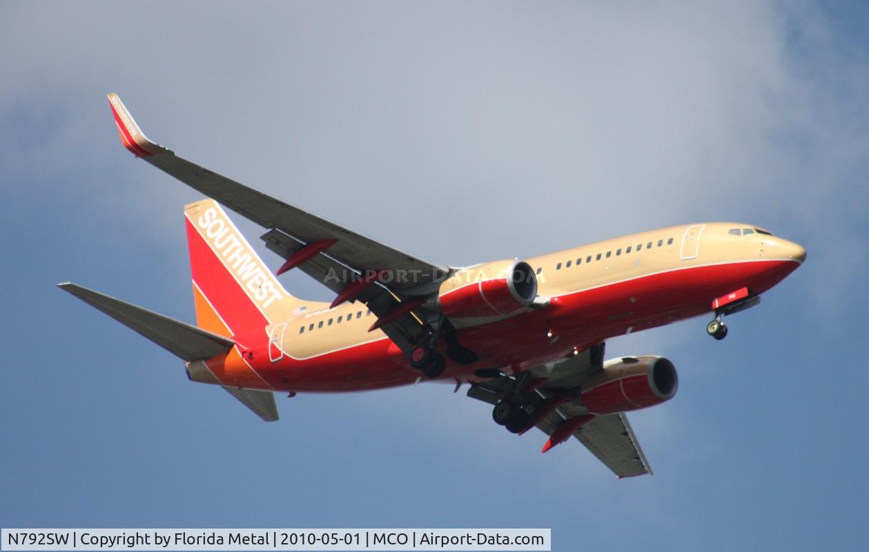 N792SW, 2000 Boeing 737-7H4 C/N 27887, Southwest 737