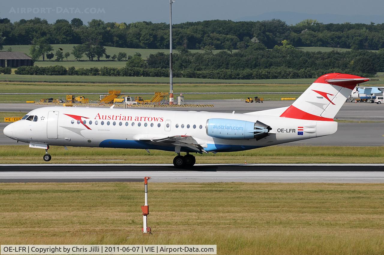 OE-LFR, 1996 Fokker 70 (F-28-0070) C/N 11572, Austrian arrows