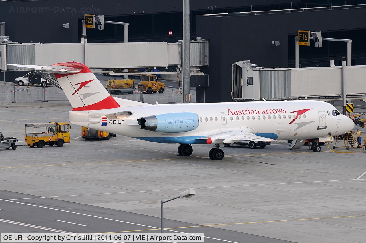 OE-LFI, 1995 Fokker 70 (F-28-0070) C/N 11529, Austrian arrows