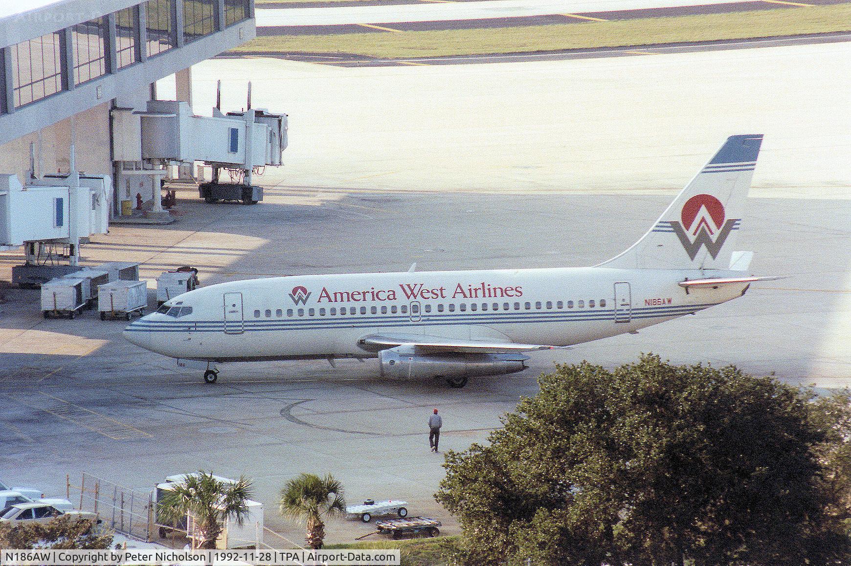 N186AW, 1982 Boeing 737-277 C/N 22653, Boeing 737-277 of America West Airlines at the terminal at Tampa in November 1992.