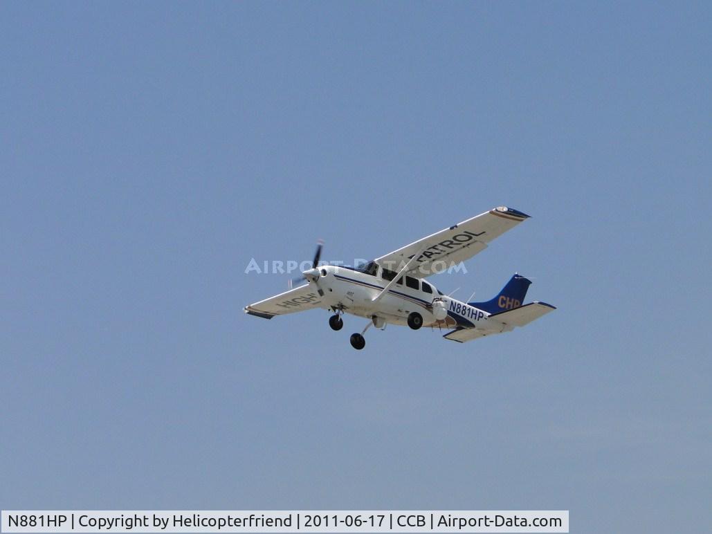 N881HP, 2000 Cessna T206H Turbo Stationair C/N T20608234, Just left Foothill Sales & Service area
