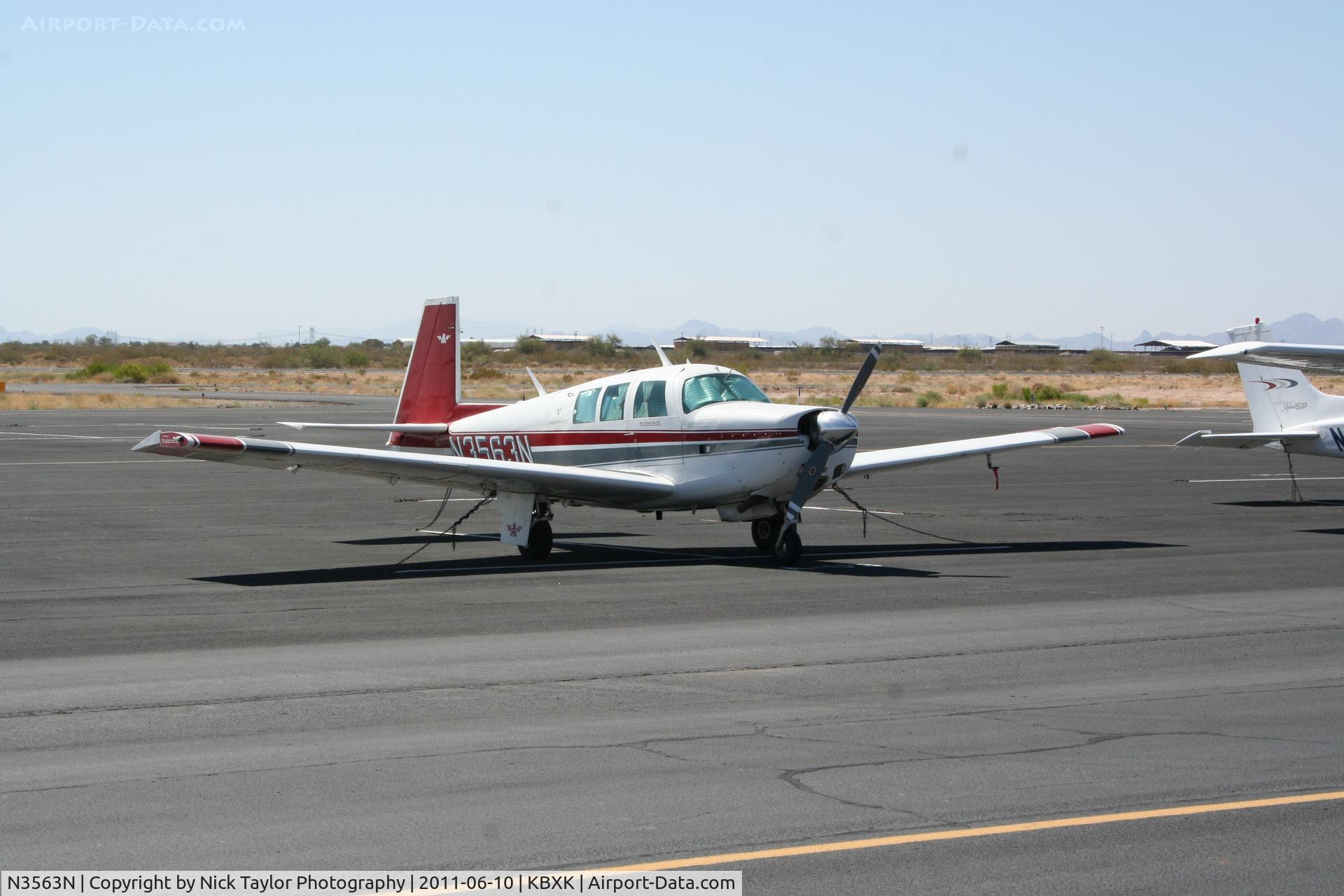 N3563N, 1968 Mooney M20F Executive C/N 680097, Parked in the 100 degree heat