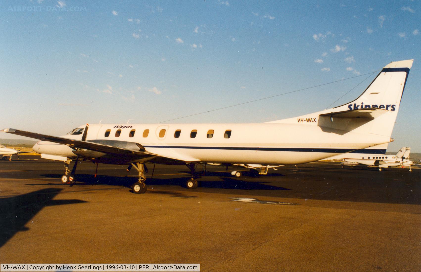 VH-WAX, 1995 Fairchild SA-227DC Metro 23 C/N DC-877B, Skippers