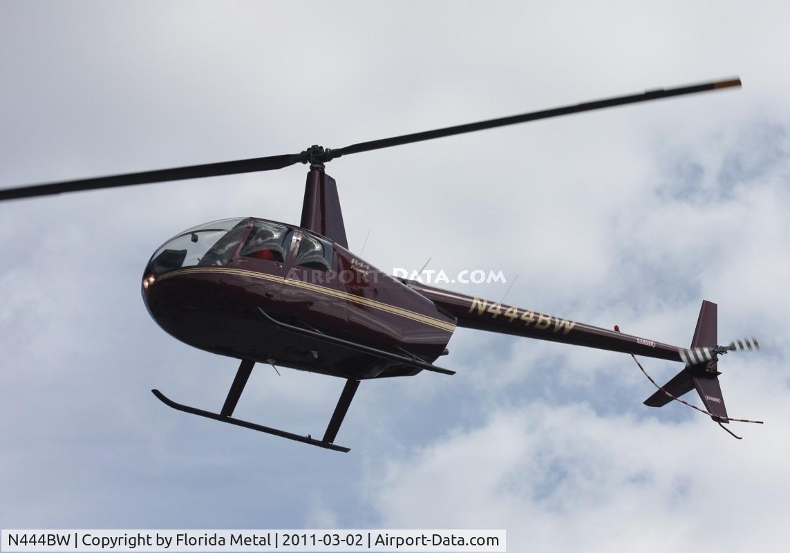 N444BW, 2006 Robinson R44 II C/N 11254, Robinson R44 at Heliexpo Orlando