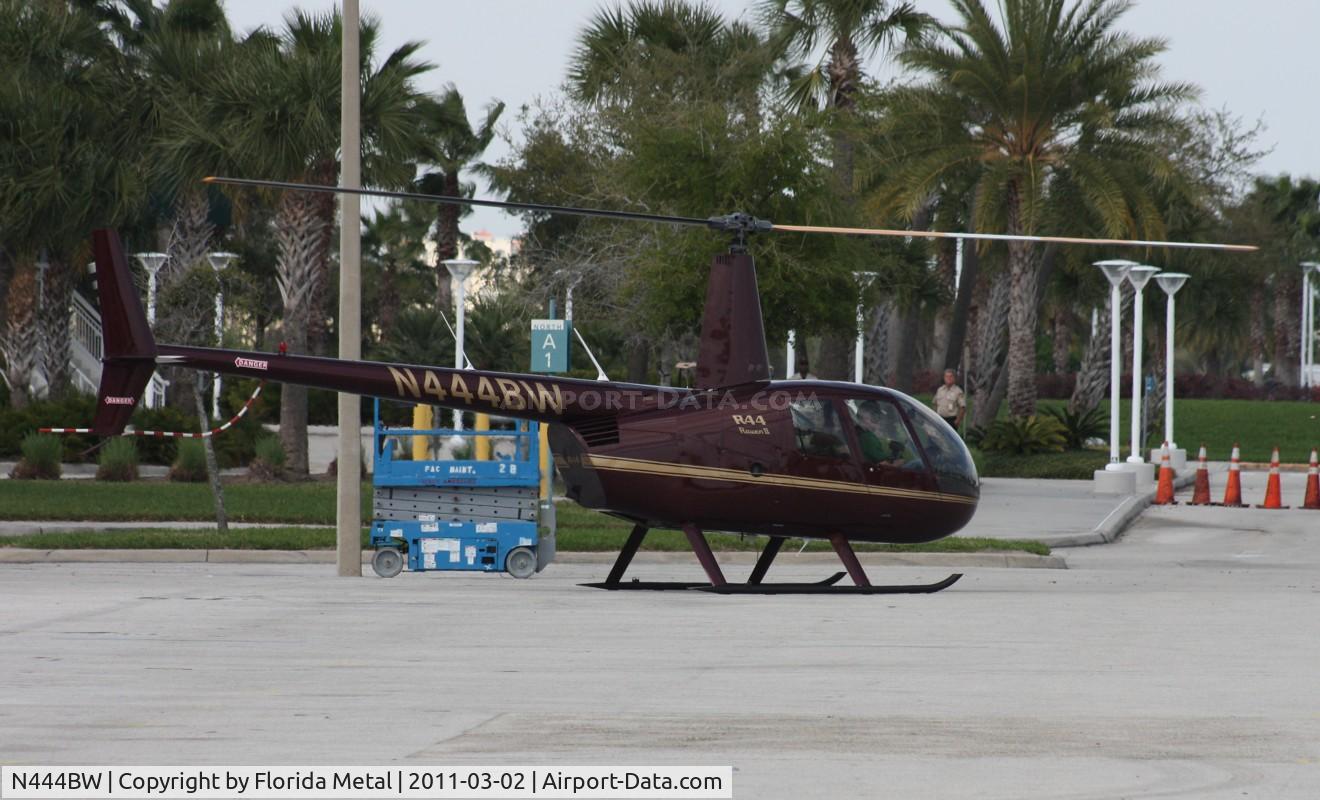 N444BW, 2006 Robinson R44 II C/N 11254, R44 at Heliexpo Orlando