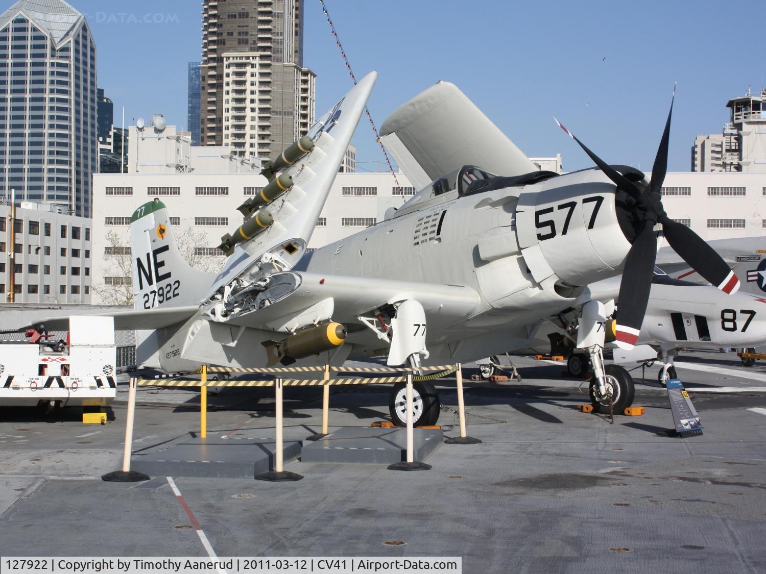 127922, Douglas AD-4W Skyraider C/N 7937, Douglas AD-4W Skyraider