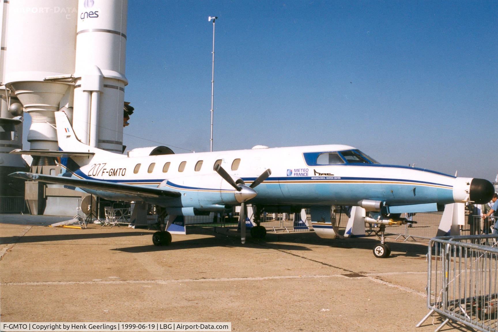 F-GMTO, 1975 Swearingen SA-226AT Merlin IVA C/N AT-031, Metrological Aviation Center - MAC , Le Bourget Airshow  1999